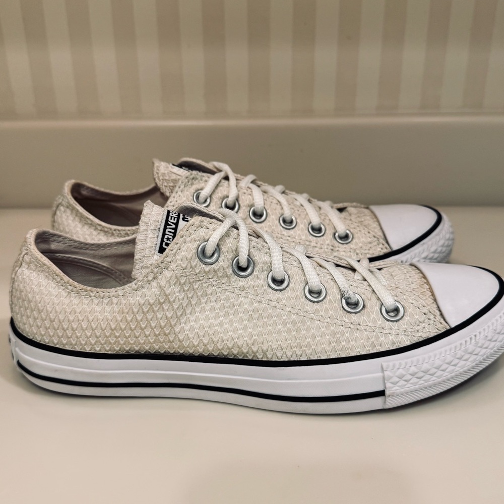 Converse Cream Waffle Print Textile Sneakers - Picture 11 of 16